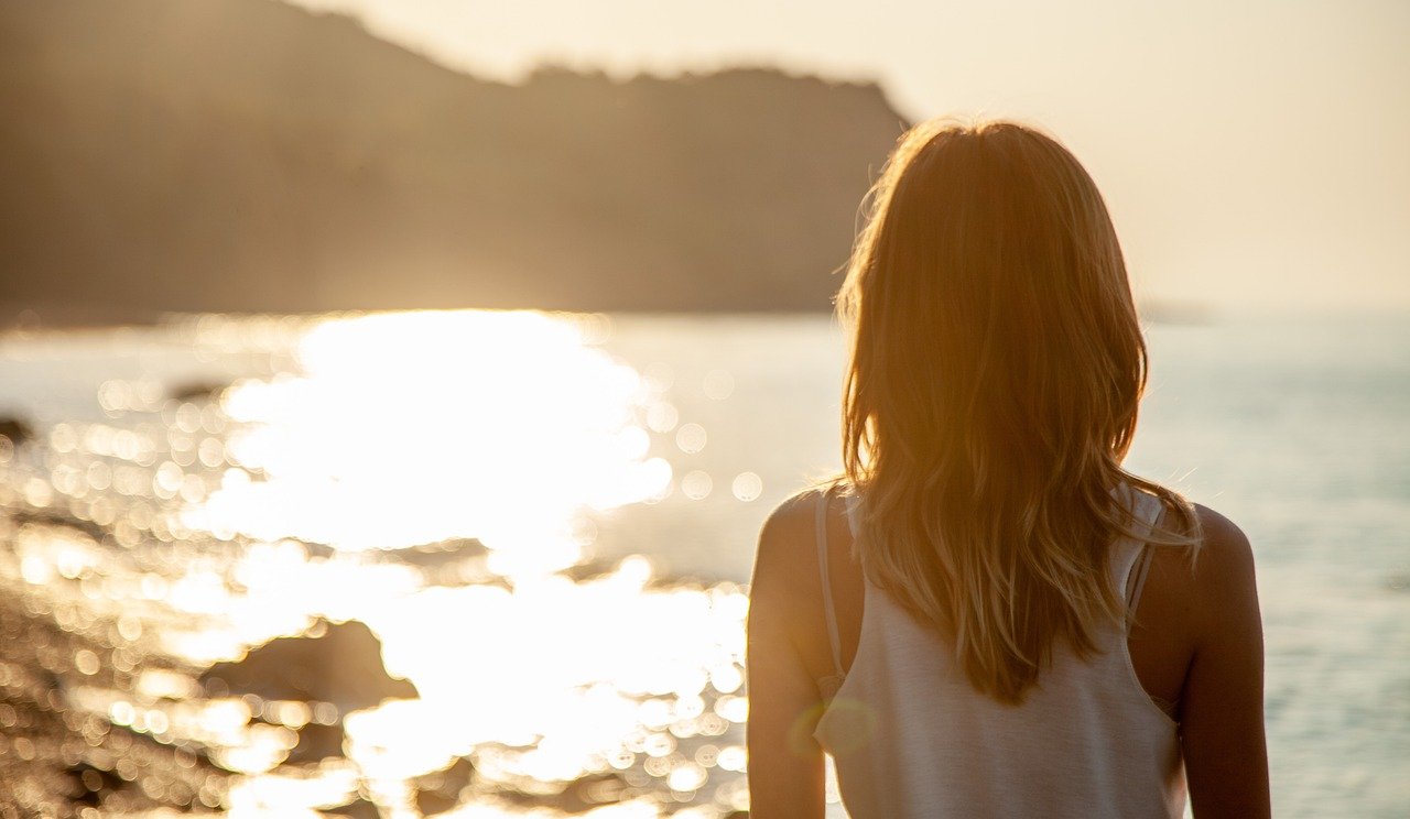 sea, sun, girl