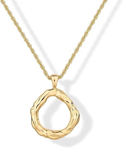 How to Accessorize an Outfit Like a Style Pro